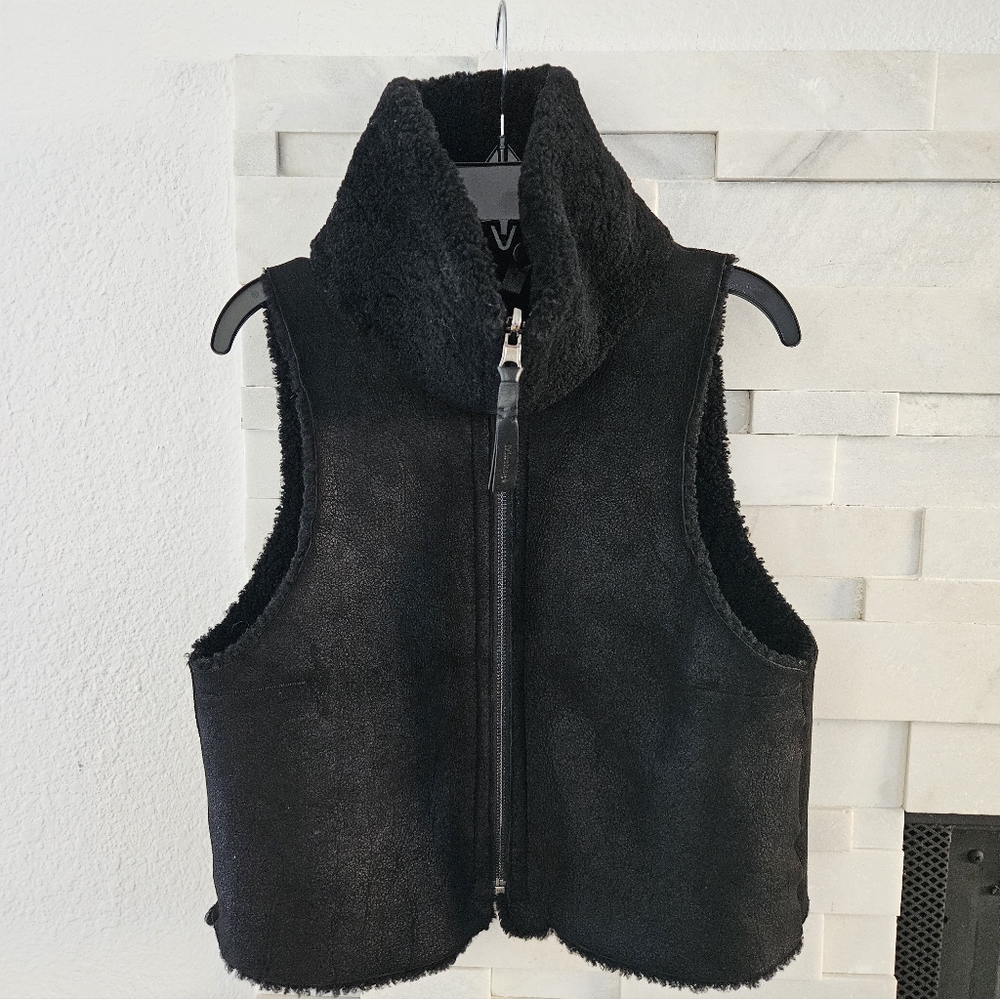 Mackage Vest Lambskin Fur Sheep Skin Dyed Black Shawl Collar Warm Size: X Small - Picture 10 of 17